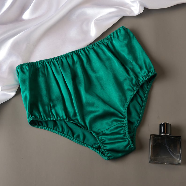 Green silk thongs  100% silk lingerie