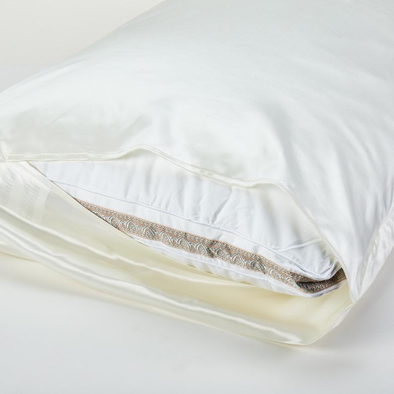 Ivory Pure Mulberry Silk Pillowcase | Standard, Queen & King | 22 Momme | Float Collection