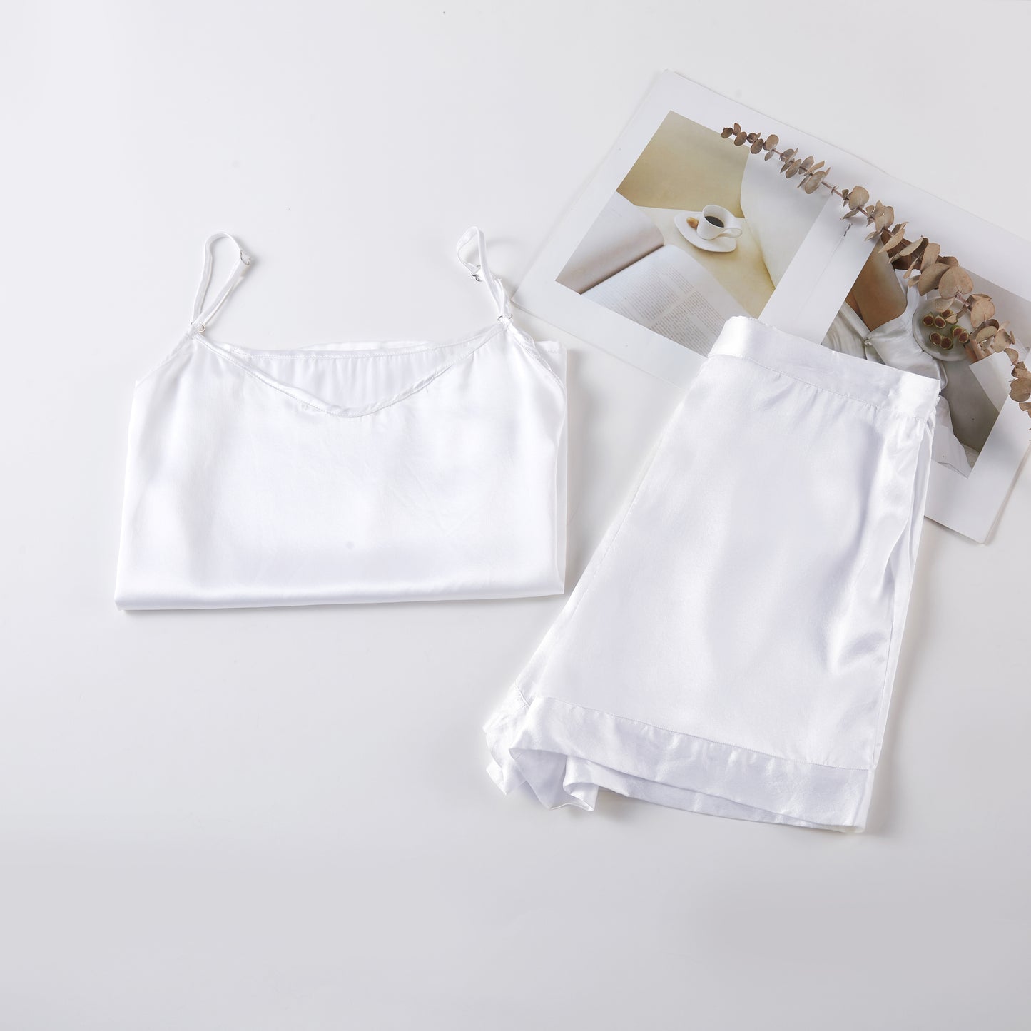 Pearl White Pure Mulberry Silk Camisole and Shorts Set | 19 Momme | Soar Collection